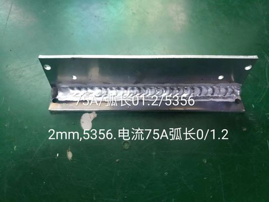 Machine de soudage MIG MIG 200DP 200A pour acier au carbone et alliage d'aluminium 50/60HZ IP21S