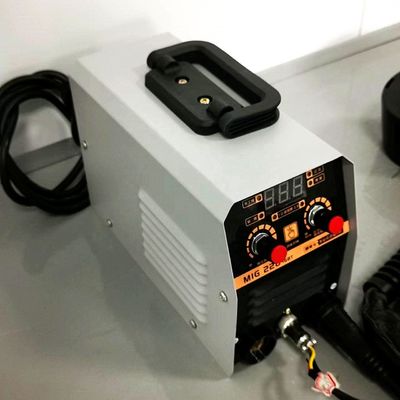Machine de soudage par arc à onduleur IGBT MIG228 et vitesse d'alimentation sans gaz de 10 m/min