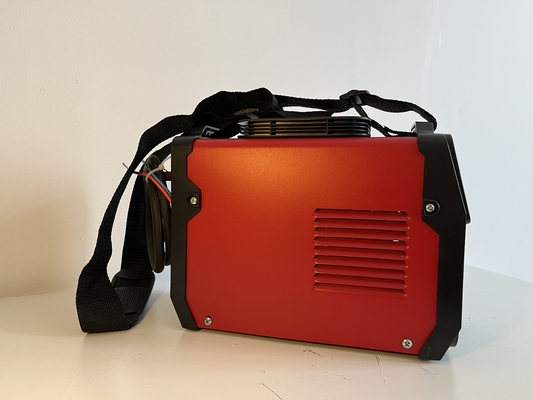 Soudeuse mini IGBT DC MMA portable avec courant de sortie nominal de 120 A et tension d'entrée AC220V